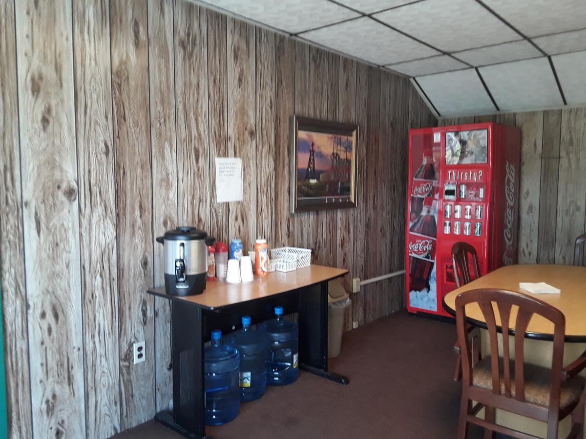 Eddy'S Motel Butte Εξωτερικό φωτογραφία