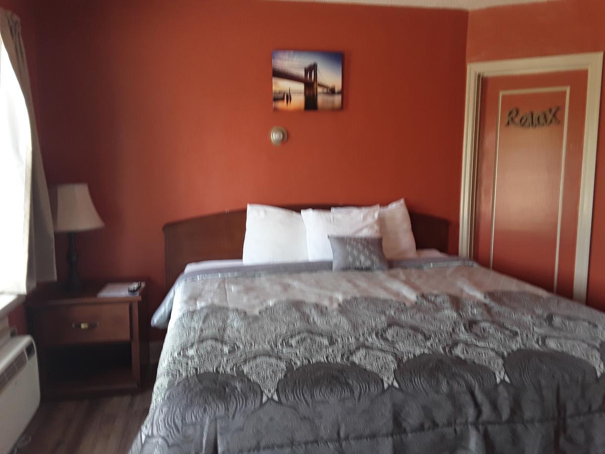 Eddy'S Motel Butte Εξωτερικό φωτογραφία