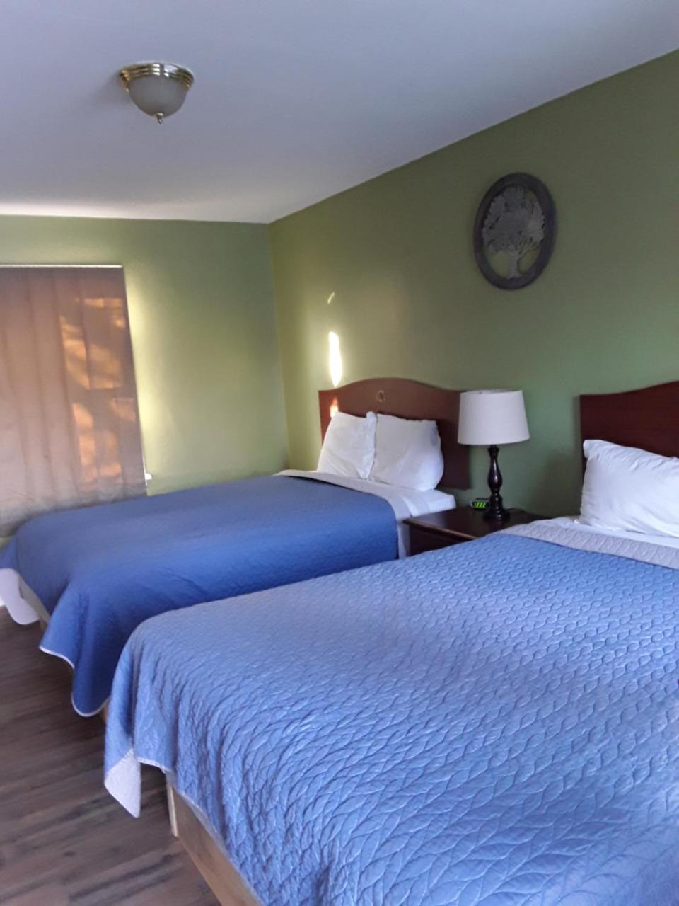Eddy'S Motel Butte Εξωτερικό φωτογραφία